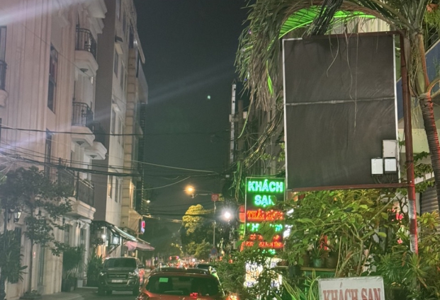 KHÁCH SẠN THANH HỒNG
